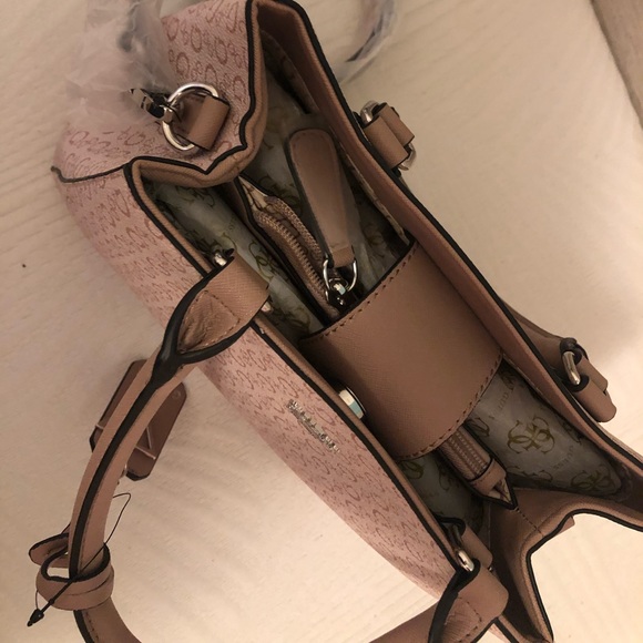 GUESS Hand bag - Picture 3 of 4